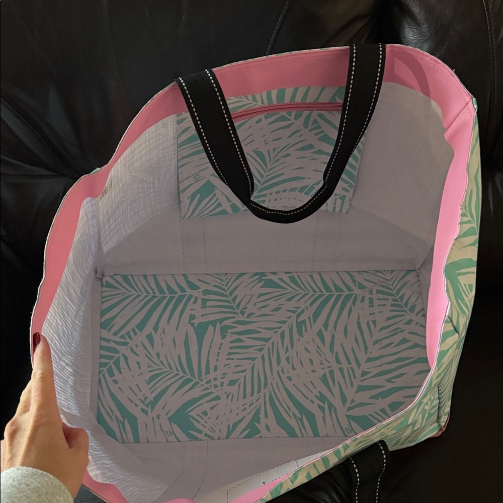 Scout Palm Leaf Tote Bag - Mint and Pink - Picture 2 of 3